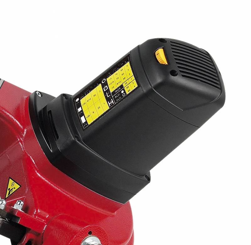 Femi TRONCATRICE SEGATRICE A NASTRO 784 XL , 1200W TAGLIO 12CM - immagine 4