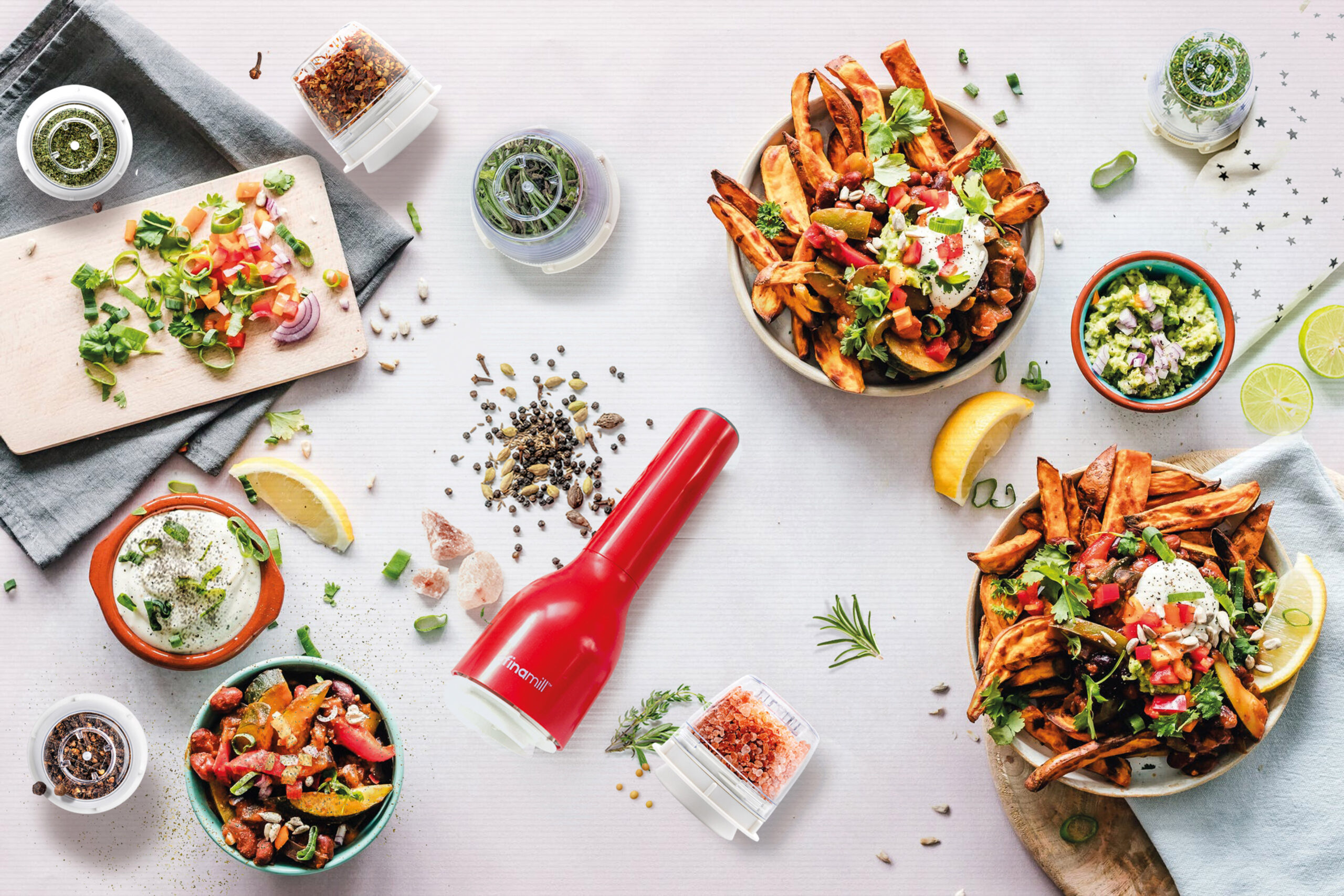 Macina sale, pepe, spezie a batteria – FinaMill rosso - immagine 9