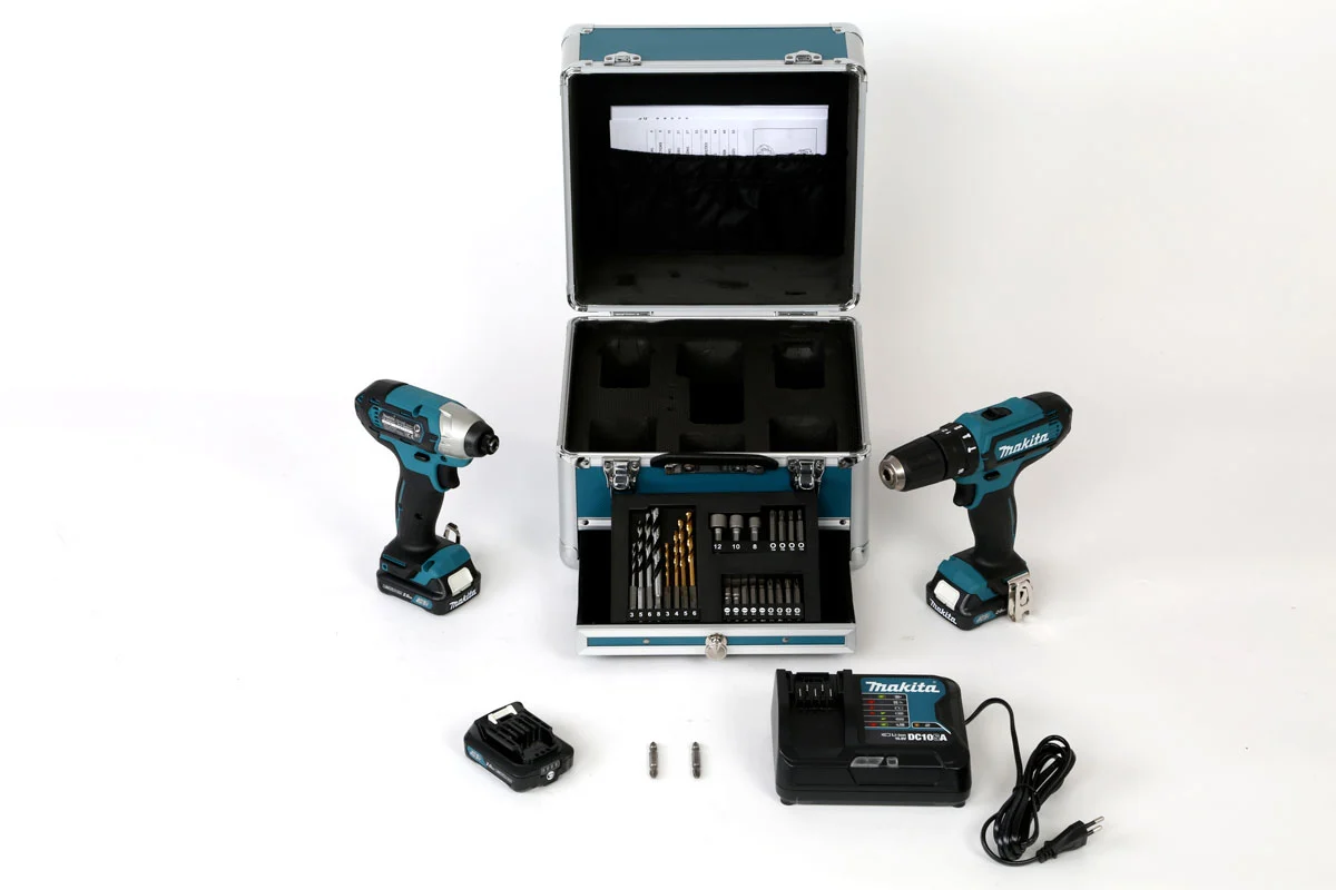 Makita CLX228SAX2 KIT TRAPANO AVVITATORE A IMPULSI 10,8V 2Ah 3 BATTERIE ACCESSORI INCLUSI - immagine 3